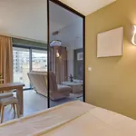 The Official Mercury A 2br Luxury With Wifi Διαμέρισμα